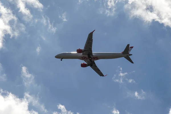 Odessa Ukraine Circa 2017 Grandes Aeronaves Passageiros Com Trem Pouso — Fotografia de Stock