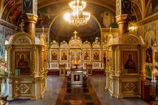 Odessa Ucrania Interior Iglesia Ortodoxa Altar Iconostasis Hermosos Arcos Arquitectónicos — Foto de Stock