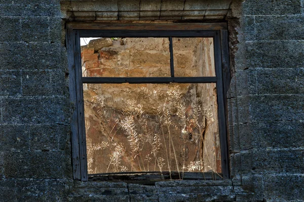 Mystisches Interieur Fassadenruinen Verlassener Burgruinen Herrenhaus Alte Zerstörte Mauern Flur — Stockfoto