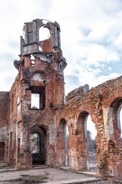Jitomir, Ukrayna bir antik kale Tereshchenko toprak kalıntıları. 20. yüzyılın başlarında Rusya Devrimi sırasında proletaryanın Vandallar tarafından yok güzel eski kale. Vandalizm ve İklim erozyon kaleden daha da imha