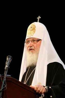 Odessa, Ukrayna, Patrik, tüm Rusya Kirill onur kutlamalarda yıldönümü Rusya vaftiz - 20 Temmuz 2010 itibariyle: Patrik Kirill Ulusal opera binası içinde Ukrayna halkının mübarek
