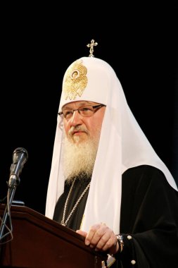Odessa, Ukrayna, Patrik, tüm Rusya Kirill onur kutlamalarda yıldönümü Rusya vaftiz - 20 Temmuz 2010 itibariyle: Patrik Kirill Ulusal opera binası içinde Ukrayna halkının mübarek