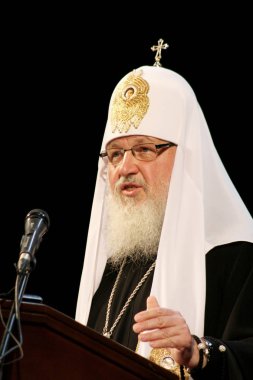 Odessa, Ukrayna, Patrik, tüm Rusya Kirill onur kutlamalarda yıldönümü Rusya vaftiz - 20 Temmuz 2010 itibariyle: Patrik Kirill Ulusal opera binası içinde Ukrayna halkının mübarek