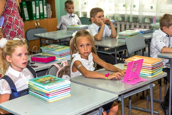 Одеса Україна Вересня 2015 Дітей Молодшого Шкільного Віку Вчителів Батьків — стокове фото