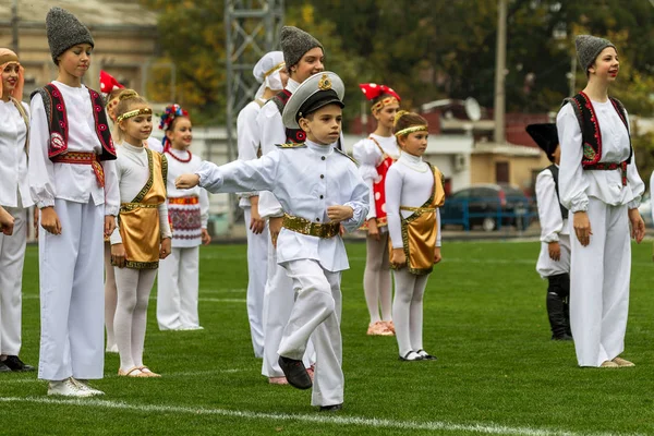 Odessa Ucrania Octubre 2017 Niños Escenario Los Niños Pequeños Bailan —  Fotos de Stock