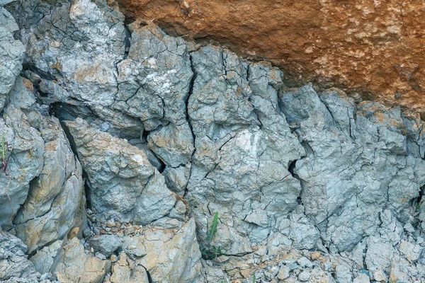 青粘土の地質堆積物 青土は珍しい天然化粧品です ブルークレイ ダイヤモンド鉱床の兆候は ダイヤモンドキンバーライトパイプに関連しています 天然地質資産 — ストック写真