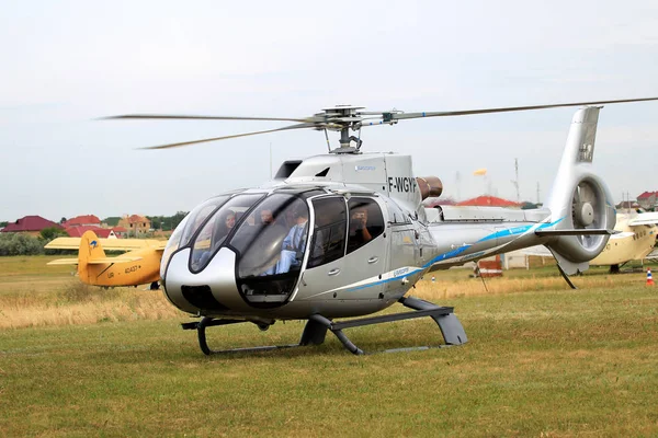 Odessa Ukraine Junho 2013 Apresentação Classe Empresarial Helicópteros Civis Modernos — Fotografia de Stock