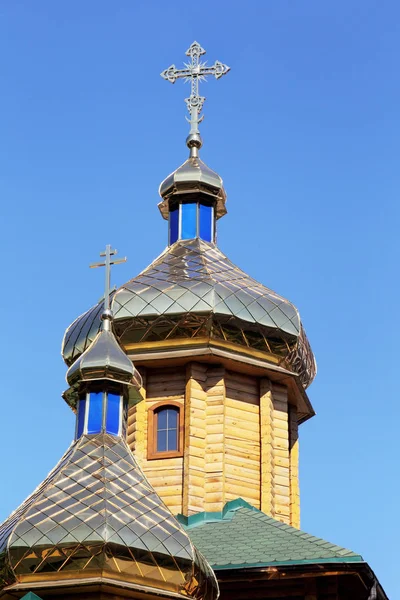 オデッサ ウクライナ 正教会教会 イコノスタスは 美しい歴史的な建築のアーチ インテリア塗られたアイコン フレスコ画 自然のレリーフ光 金メッキ — ストック写真