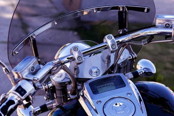 Fechar Mota Detalhe Uma Bela Motocicleta Cromada Poderosa Conceito Liberdade — Fotografia de Stock