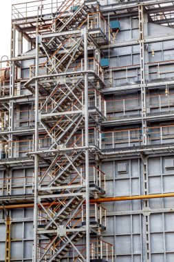 Odessa, Ukrayna - 29 Mart 2013: Petrokimya Rafinerisi Lukoil Odessa'daki. Parçaları işleme kimyasal tesisi. Yağ, benzin, kimyasallar