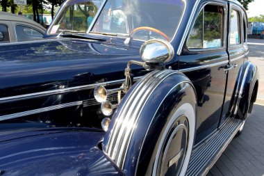 Odessa, Ukrayna - 10 Haziran 2011: geleneksel sergi geri efsanevi lüks retro otomobil, sanat, odessa, Ukrayna potemkin merdivenleri 10 Haziran 2011 tarihinde dünyanın her yerinden en iyi örnekleri.