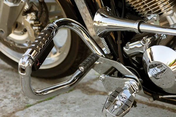 Fechar Mota Detalhe Uma Bela Motocicleta Cromada Poderosa Conceito Liberdade — Fotografia de Stock