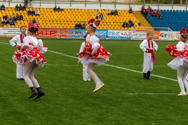 Odessa Ukrajna 2017 Október Gyerekek Színpadon Kisgyermekek Tánc Együttesek Tánc — Stock Fotó