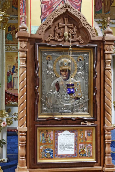 Odessa Ucrânia Interior Igreja Ortodoxa Altar Iconostase Belos Arcos Arquitetônicos — Fotografia de Stock