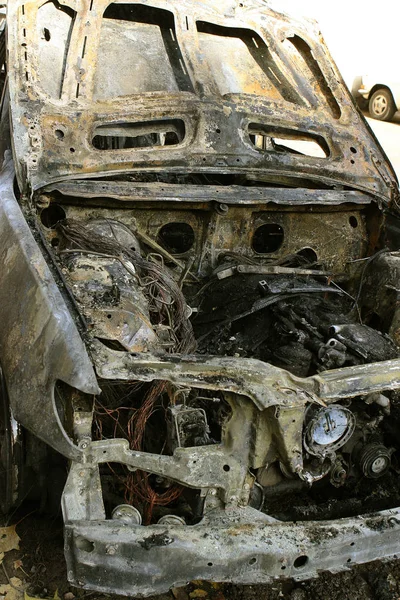 Carro Queimado Ateou Fogo Carros Estacionamento Guerras Bandidos Destruição Máquina — Fotografia de Stock