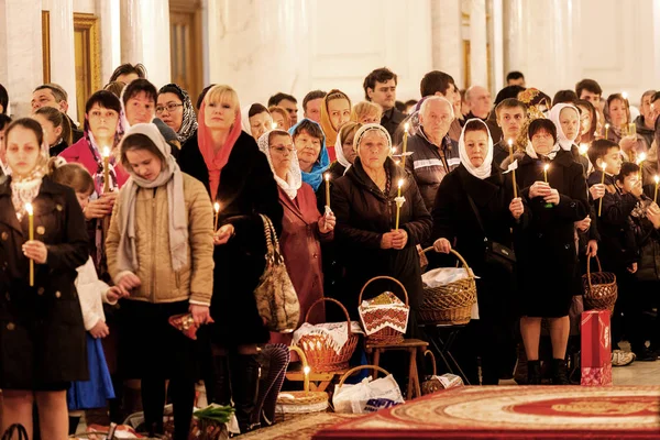 Odessa Ukraine Avril 2015 Pâques Paroissiens Église Orthodoxe Feu Sacré — Photo