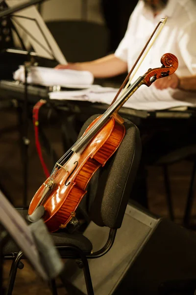 Sahne Alanı Nda Senfoni Orkestrası Müzik Aletleri Senfoni Orkestrası Sahne — Stok fotoğraf