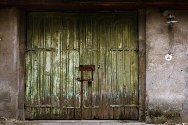 Régi Fából Készült Ajtó Szegény Negyedben Régi Vintage Fából Készült — Stock Fotó