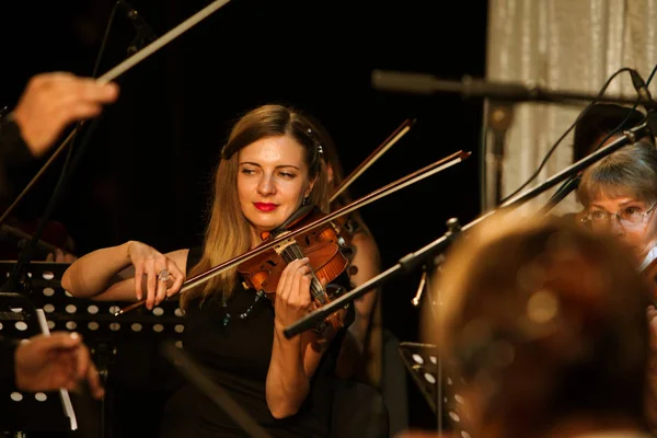 Odessa Ukrajna 2018 Július Szimfonikus Zenekar Színpadon Musical Show Színház — Stock Fotó