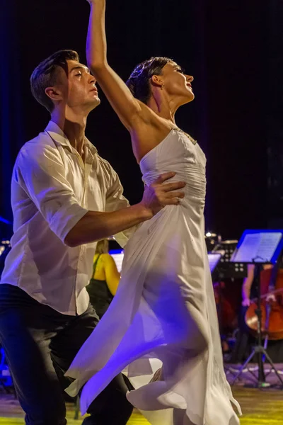 Odessa Ucrania Agosto 2018 Pareja Bailarines Ballet Bailan Danza Romántica — Foto de Stock