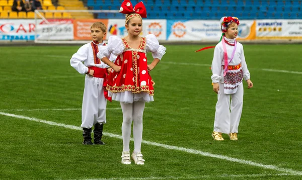 Odessa Ucrania Octubre 2017 Niños Escenario Los Niños Pequeños Bailan — Foto de Stock