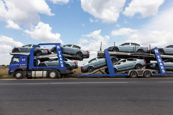 Odessa Ukraine September 2017 Car Transporters Carry Cars Transportation Car — Stock Photo, Image