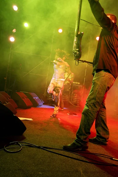 Oděsa Ukrajina Srpna 2011 Dav Publikován Venkovní Rockový Koncert Zpívá — Stock fotografie