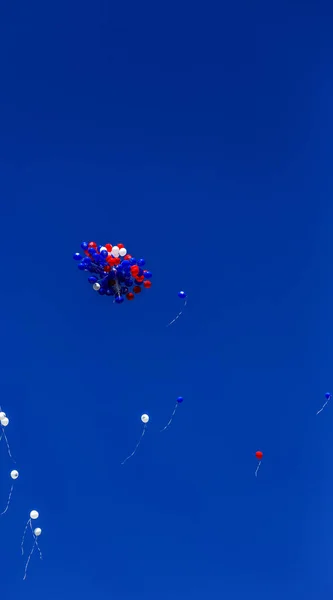 Festlig Vann Från Uppblåsbara Ballonger Som Dekoration Barnens Festival Ljusa — Stockfoto