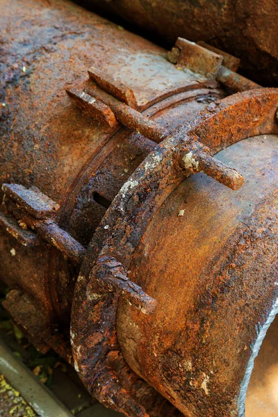 Fragmente Alter Großer Wasserleitungen Nach Vielen Jahren Betrieb Wurde Das — Stockfoto