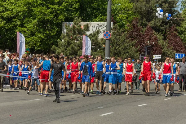 Novorossiysk Rusko Května 2018 Prvomájové Demonstrace Mír Práce Května Dětské — Stock fotografie