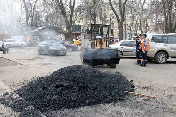 Odessa Abril Equipo Trabajadores Repara Carretera Bajo Programa Reparaciones Urbanísticas — Foto de Stock