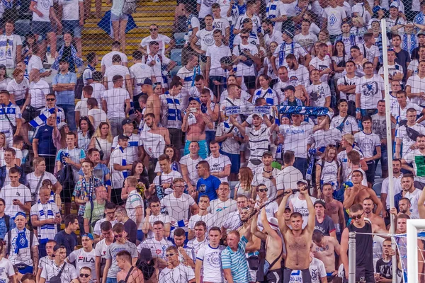 Odessa Ucrânia Julho 2018 Uma Multidão Espectadores Futebol Estádio Visitantes — Fotografia de Stock