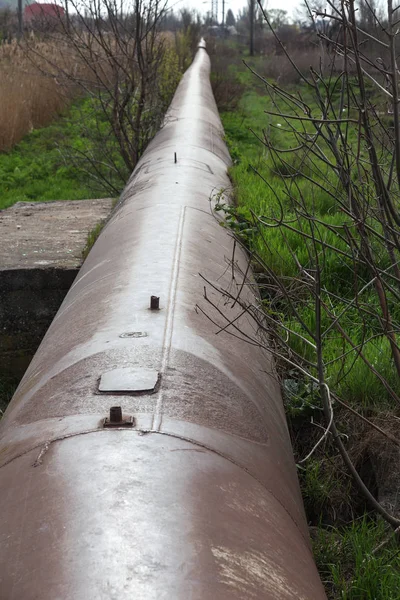 Starý Rezavý Velké Železná Trubka Zastaralé Průmyslové Vodovod Oděsa Ukrajina — Stock fotografie