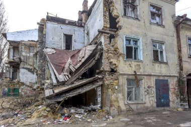 Odessa, Ukrayna - 20 Aralık 2014: deprem ve yıkıcı sömürü kentsel yapılar 20 Aralık 2014 Odessa, Ukrayna tarafından yok eski tarihi evleri kalıntıları.