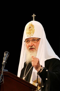 Odessa, Ukrayna, Patrik, tüm Rusya Kirill onur kutlamalarda yıldönümü Rusya vaftiz - 20 Temmuz 2010 itibariyle: Patrik Kirill Ulusal opera binası içinde Ukrayna halkının mübarek