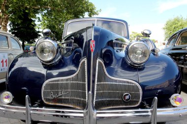 Odessa, Ukrayna - 10 Haziran 2011: geleneksel sergi geri efsanevi lüks retro otomobil, sanat, odessa, Ukrayna potemkin merdivenleri 10 Haziran 2011 tarihinde dünyanın her yerinden en iyi örnekleri.