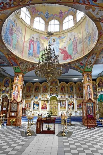 Odessa Ucrania Interior Iglesia Ortodoxa Altar Iconostasis Hermosos Arcos Arquitectónicos — Foto de Stock