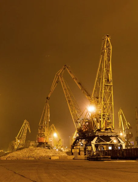 Odessa Kasım Konteynerler Içinde Iyichevck Seaport Denizcilik Gemi Üzerinde Gece — Stok fotoğraf