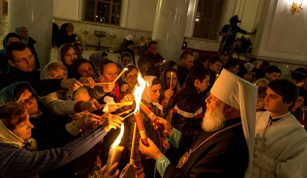 Odessa Ukraine April 2015 Easter Parishioners Orthodox Church Holy Fire — Stock Photo, Image