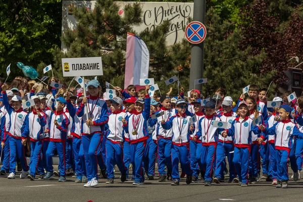 Noworossijsk Russland Mai 2018 Demonstration Mai Frieden Arbeit Mai Kindersport — Stockfoto