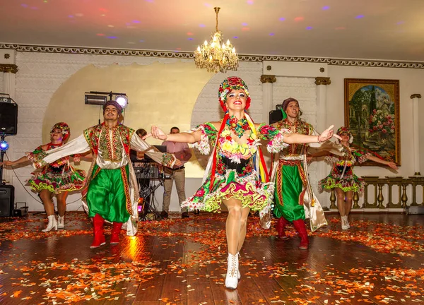 Odessa Ukraine September 2015 Beautiful Sexy Girls Dance Ensemble Bright — Stock Photo, Image