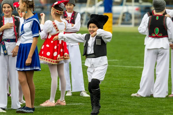 Odessa Ukraine Outubro 2017 Crianças Palco Crianças Jovens Dançam Conjuntos — Fotografia de Stock