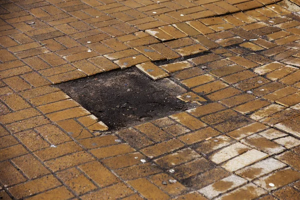 Beschädigte Asphaltstraße Mit Schlaglöchern Verursacht Durch Frost Tauwetter Zyklen Winter — Stockfoto