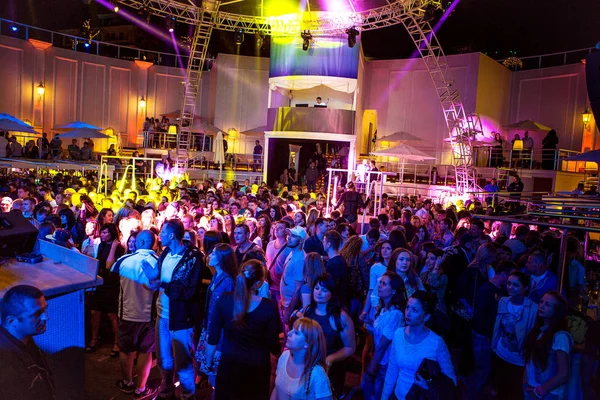 Odessa Ukraine May 2014 Large Crowd People Having Fun Nightclub — Stock Photo, Image
