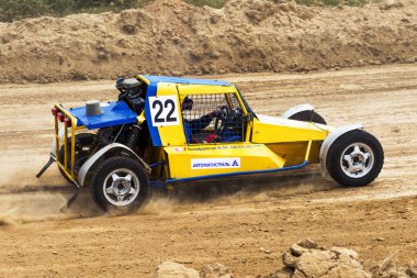 Odessa, Ukrayna - 29 Haziran: Ukrayna Kupası Şampiyonası motocross yarış pisti Zhivagova dağ, Odessa. Yetişkin biniciler ve çocuklar, 29 Haziran 2013 Odessa, Ukrayna