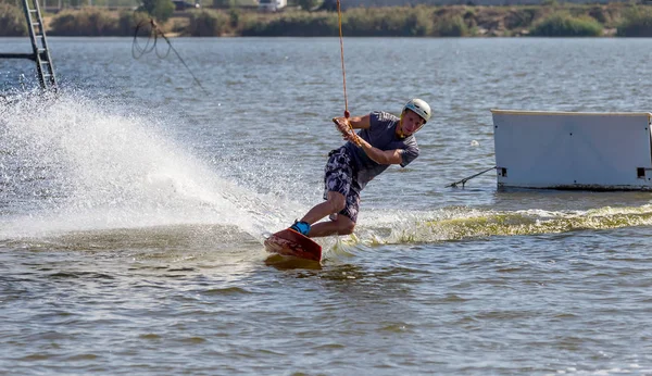 Odessa Ucrania Septiembre 2017 Wake Park Verano Playa Deportes Acuáticos —  Fotos de Stock