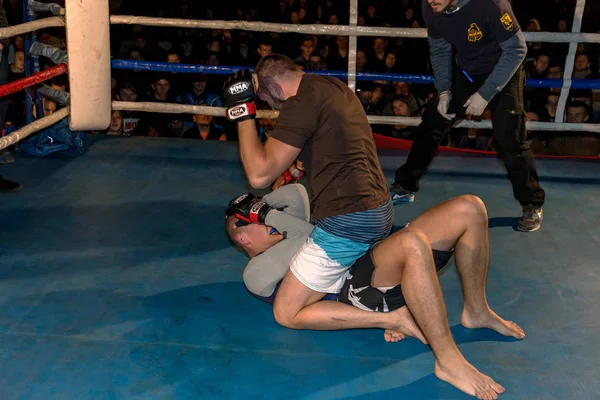 Odessa Ucrânia Outubro 2015 Lutas Regionais Ringue Atletismo Mma Lutadores — Fotografia de Stock