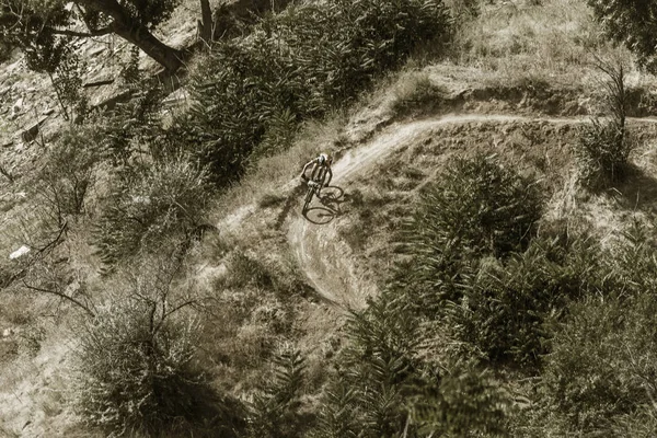 Odessa Ukraine Agosto 2018 Atletas Bicicletas Esportivas Competem Terreno Montanhoso — Fotografia de Stock