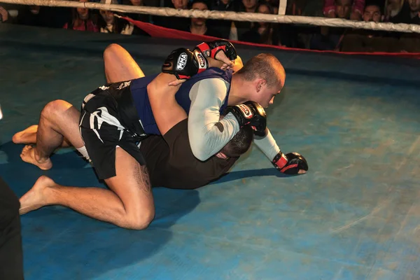 Odessa Ucrânia Outubro 2015 Lutas Regionais Ringue Atletismo Mma Lutadores — Fotografia de Stock