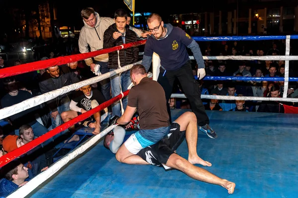 Odessa Ucrânia Outubro 2015 Lutas Regionais Ringue Atletismo Mma Lutadores — Fotografia de Stock